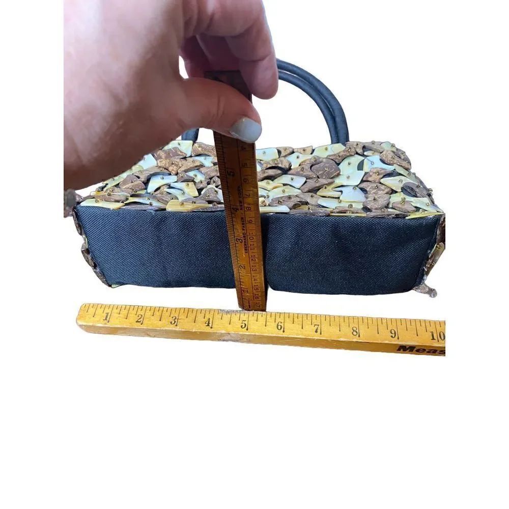 Mother of pearl shell encrusted black bag - Picture 7 of 7